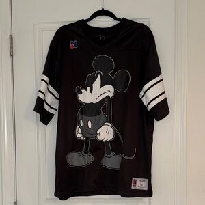 Men’s Mickey Mouse Jersey